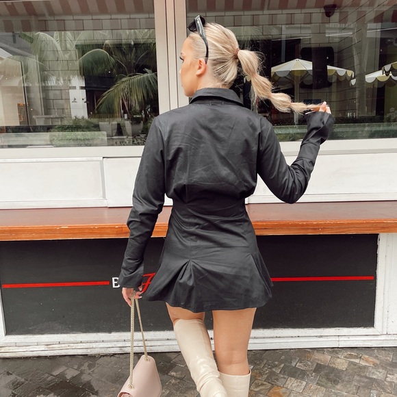 District Gals Black Button Up Dress - Picture 3 of 5